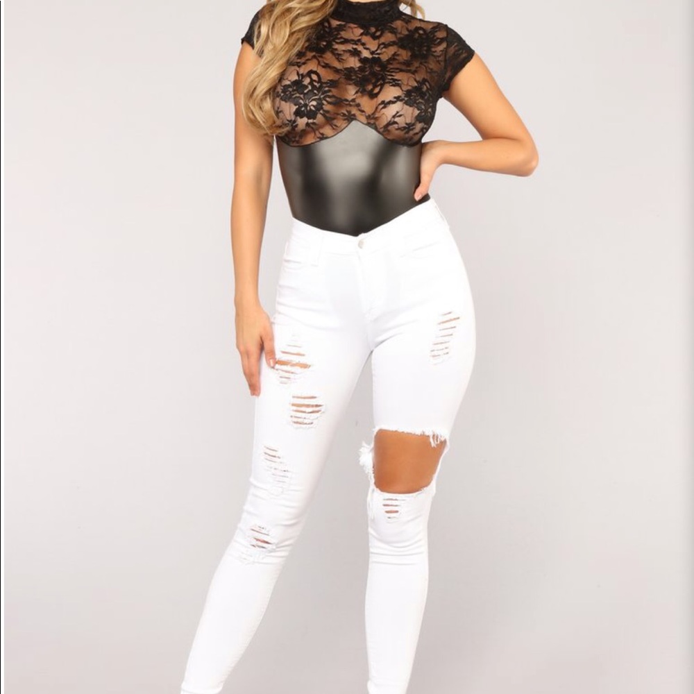 NWT Fashion Nova Got Your Attention Teddy - Picture 2 of 8